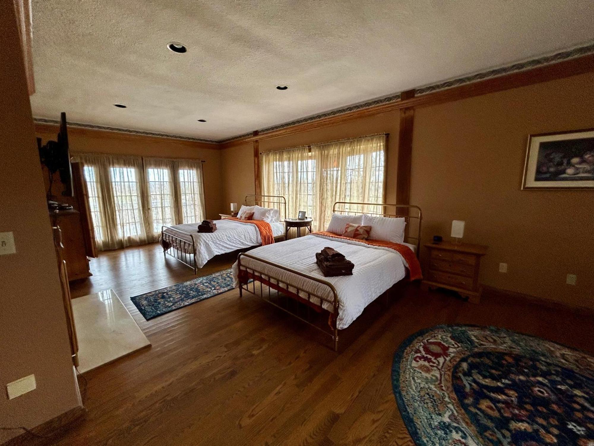 Warner-Concord Farms Bed & Breakfast Geneva ภายนอก รูปภาพ